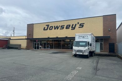 Storefront of Jowseys